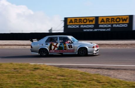 4-way Race - Image 2