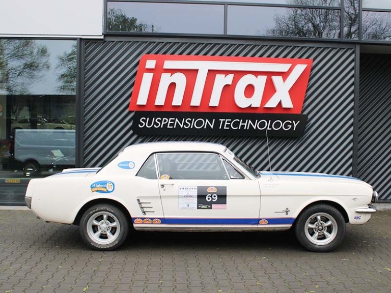 Ford Mustang Gen 1. INTRAX Suspension Shock absorber schokdemper demper schroefset verlaging coilover 2